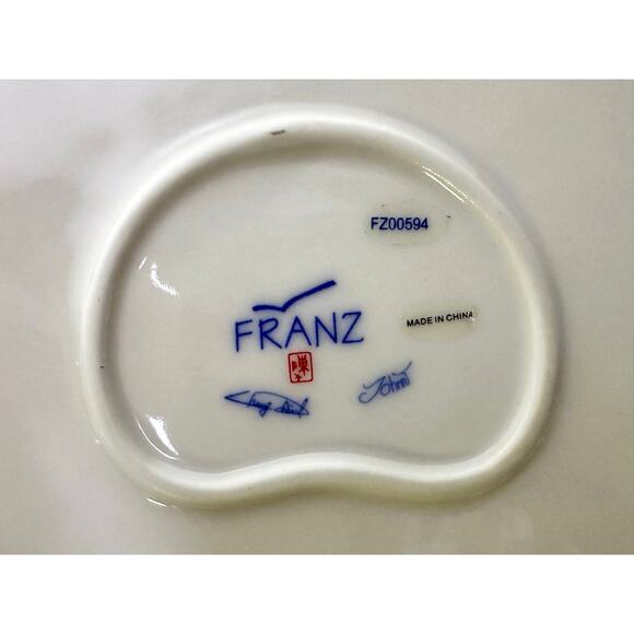 Franz Porcelain Ladybug Design Sculptured Porcelain FZ00594 Dessert Plate Tray - Picture 11 of 12